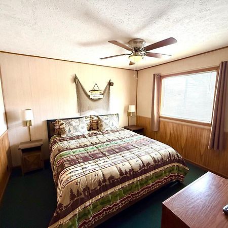Hunter'S Friend Resort On Indian Point Eksteriør billede